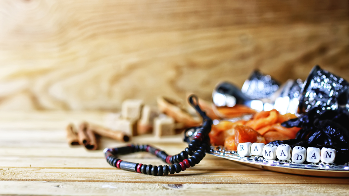 Schmuckbild zum Thema Ramadan (Quelle: iStock | alexkich) Schmuckbild zum Thema Ramadan